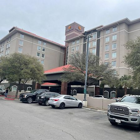 La Quinta By Wyndham San Antonio Airport Hotell Exteriör bild