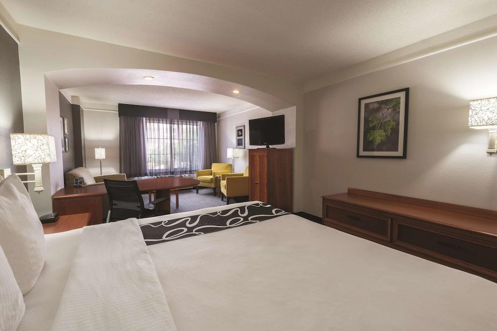 La Quinta By Wyndham San Antonio Airport Hotell Exteriör bild