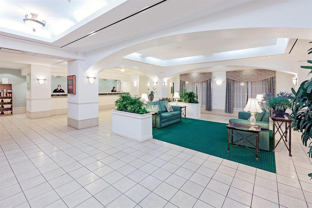 La Quinta By Wyndham San Antonio Airport Hotell Exteriör bild