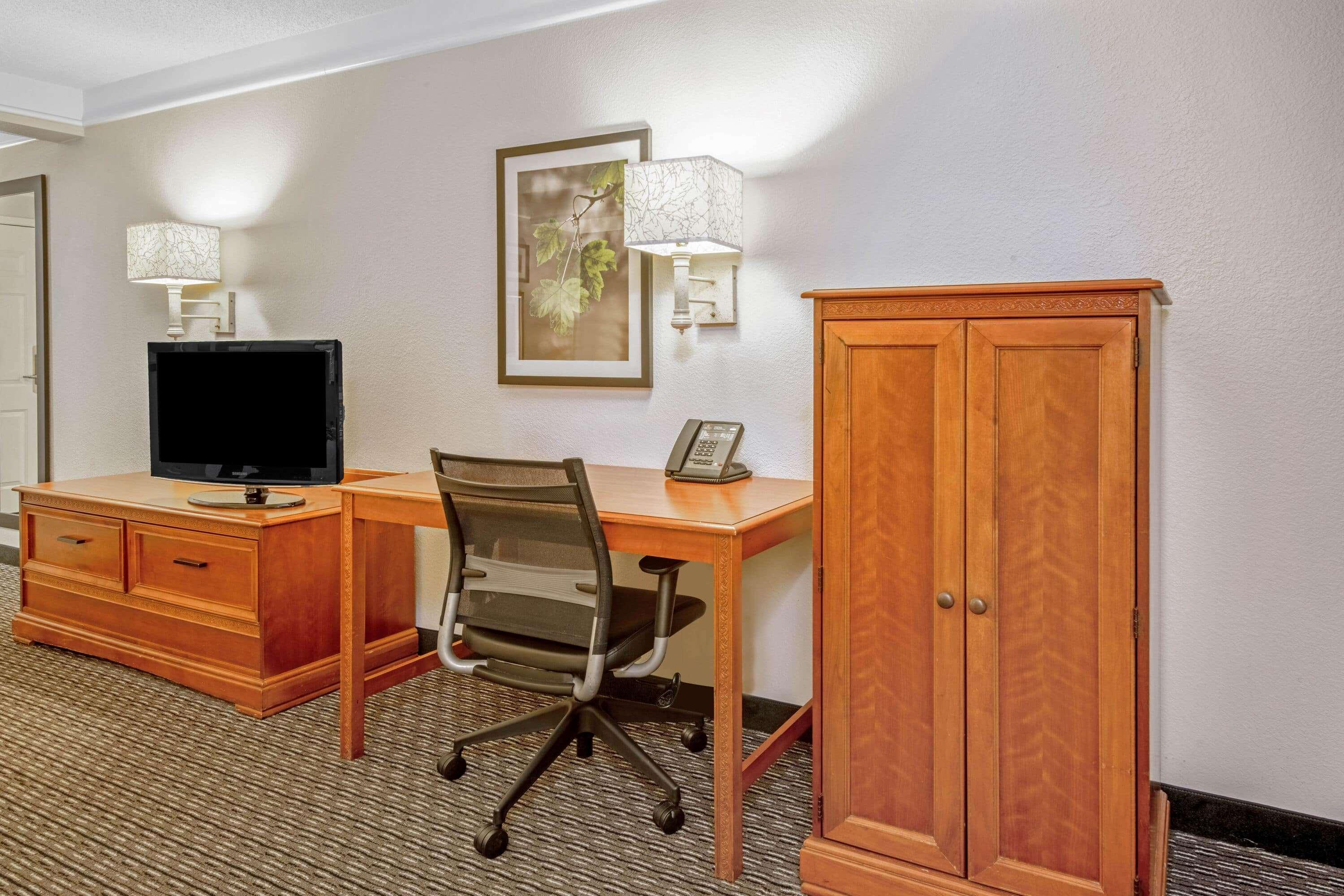 La Quinta By Wyndham San Antonio Airport Hotell Exteriör bild