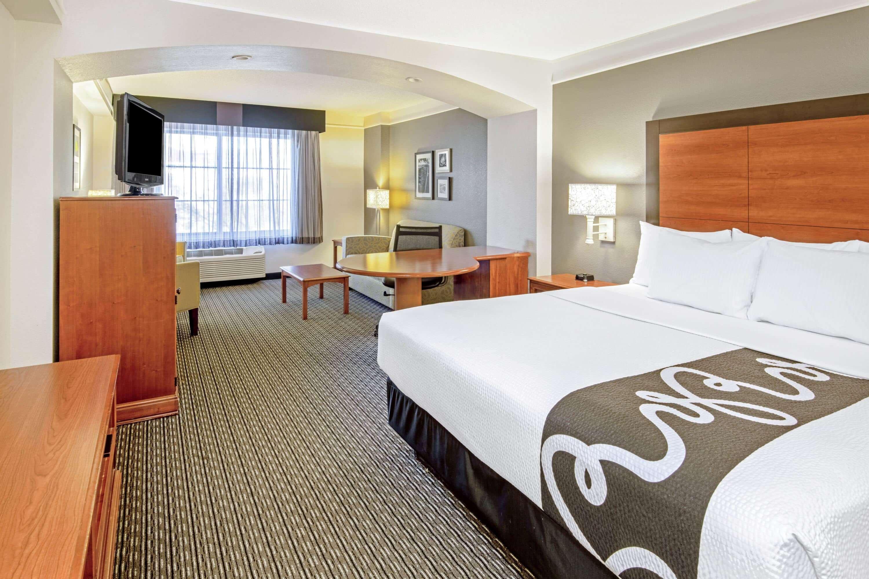 La Quinta By Wyndham San Antonio Airport Hotell Exteriör bild