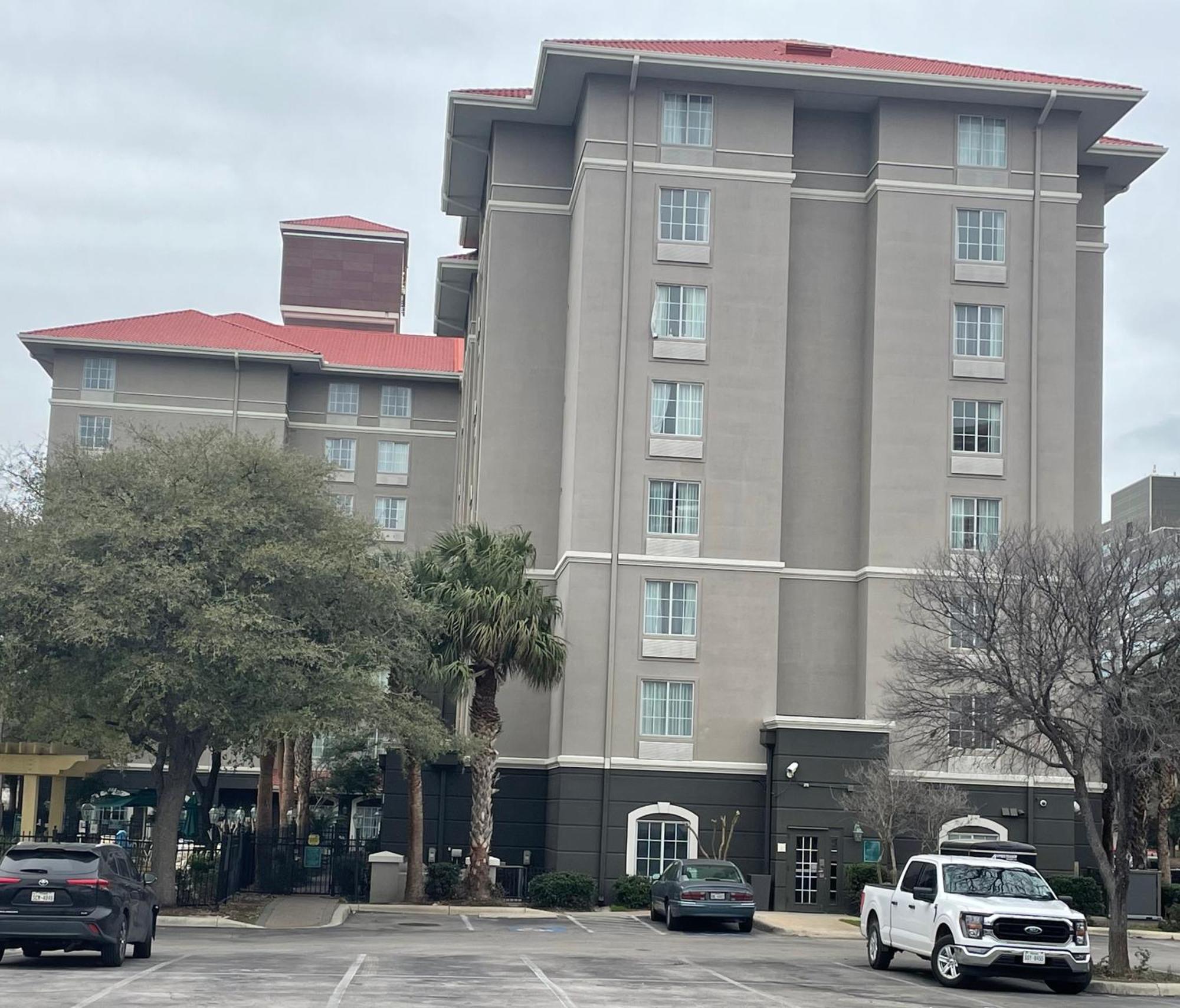 La Quinta By Wyndham San Antonio Airport Hotell Exteriör bild
